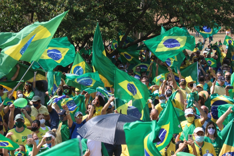 Ato pró-Bolsonaro defende 
