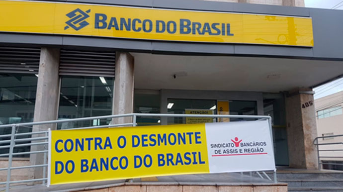 Bancários aprovam paralisação de 24h contra desmonte do Banco do Brasil