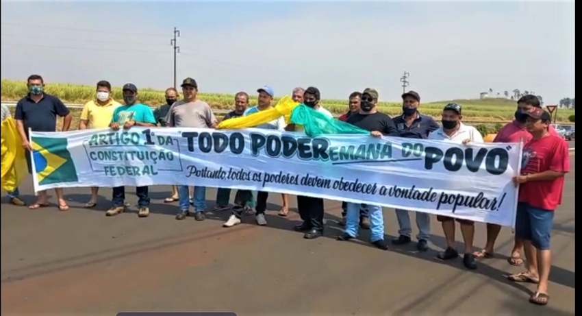 Ato dos caminhoneiros em Ourinhos é pelo voto impresso auditável e substituição de 9 ministros do STF; confira vídeo 