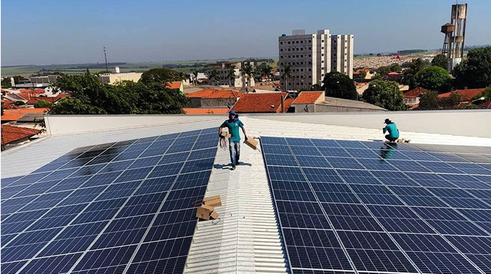 Leveros anuncia novos investimentos em unidade de negócio solar